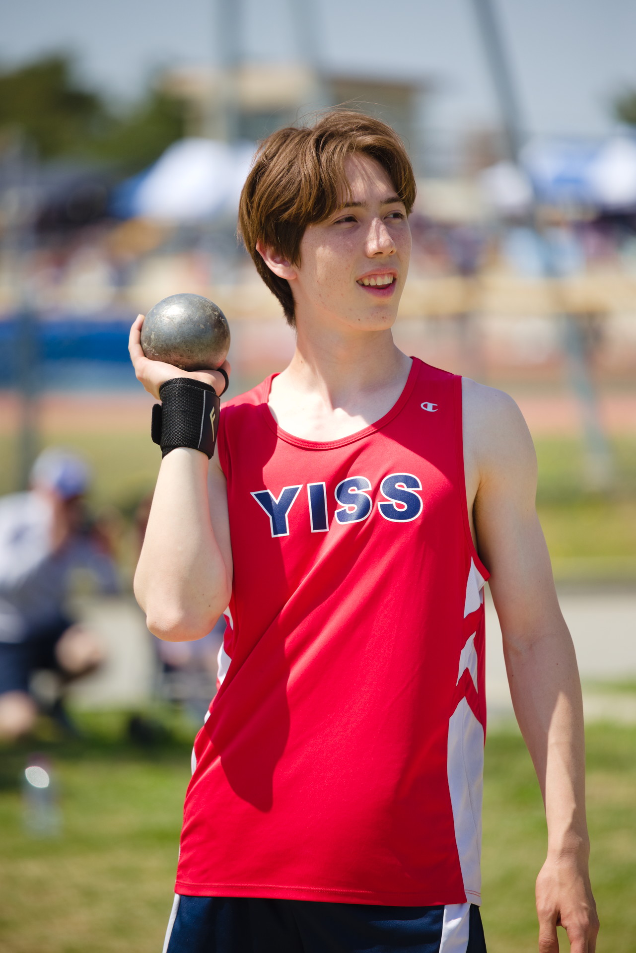 shotput2.jpg